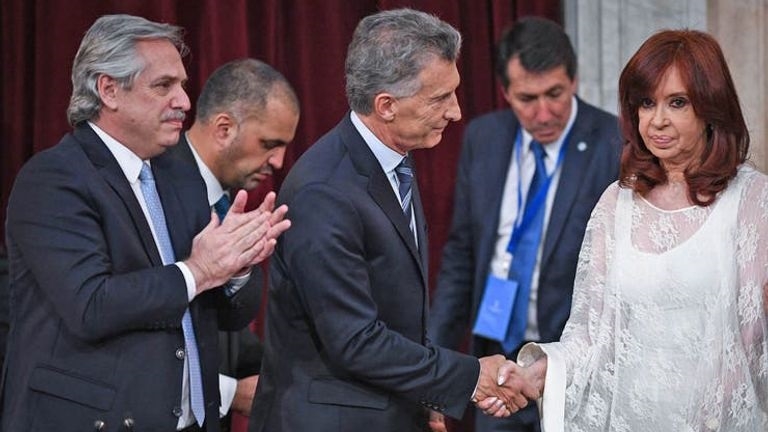 macri y cfk.jpg