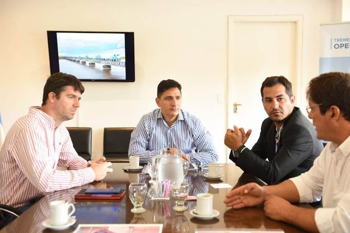 Reunión-Logística-Transporte-y-Nación.jpg