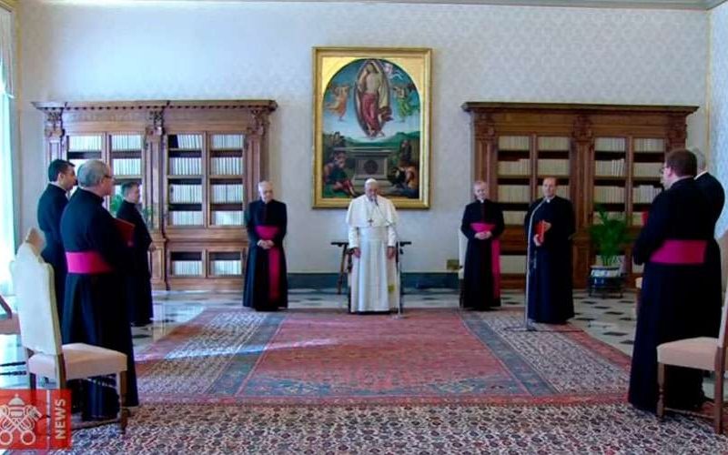 Papa-Francisco-Audiencia-Youtube-11032020.jpg