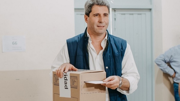 uñac.jpg