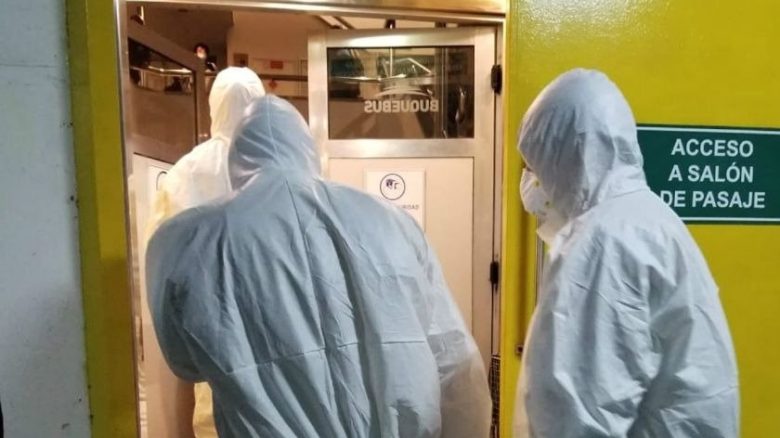 el-operativo-sanitario-montado-en-buquebus-ante-el-pasajero-que-llego-con-sintomas-de-coronavirus-928767.jpg