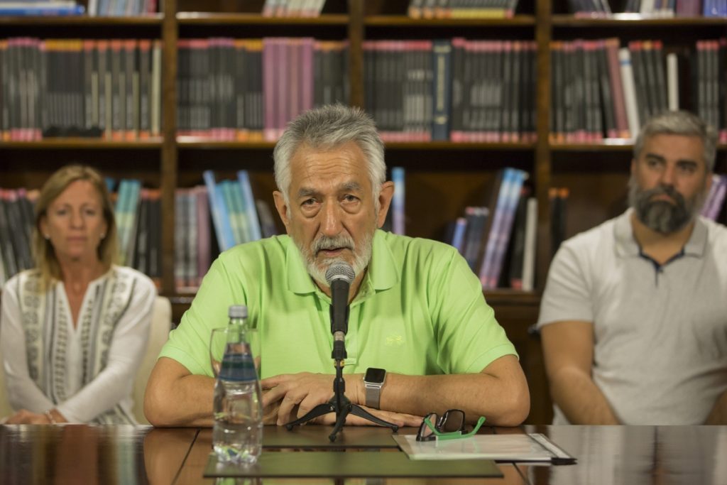 alberto rodriguez.jpg