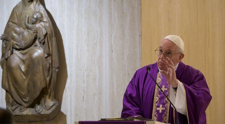 Papa-Francisco-Santa-Marta-Vatican-Media-23032020.jpg