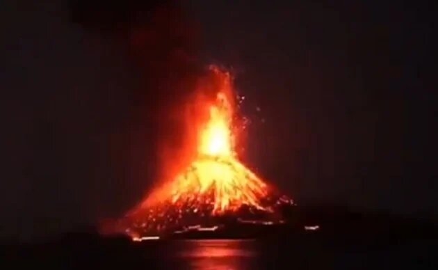 volcan-krakatoa.jpg