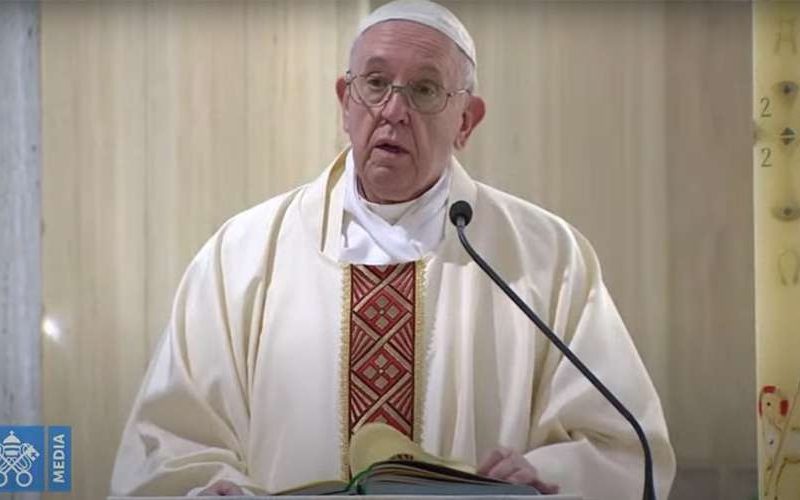 PapaFrancisco_Misa_SantaMarta_30042020_CapturaVaticanYouTube.jpg