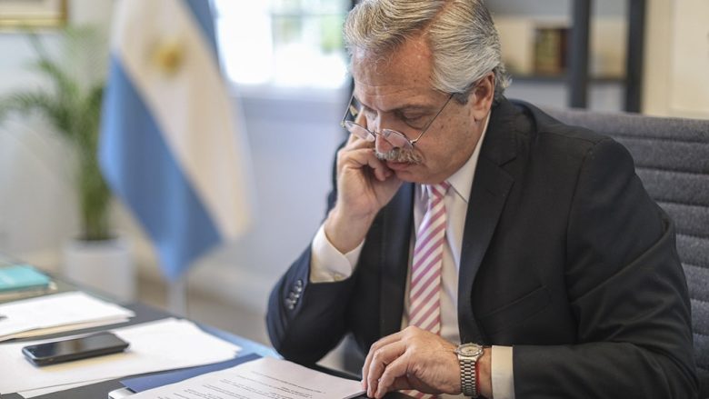alberto carta.jpg