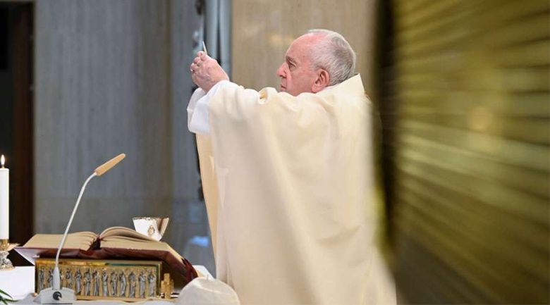 Misa-Santa-Marta-Consagracion-Vatican-Media-12052020.jpg
