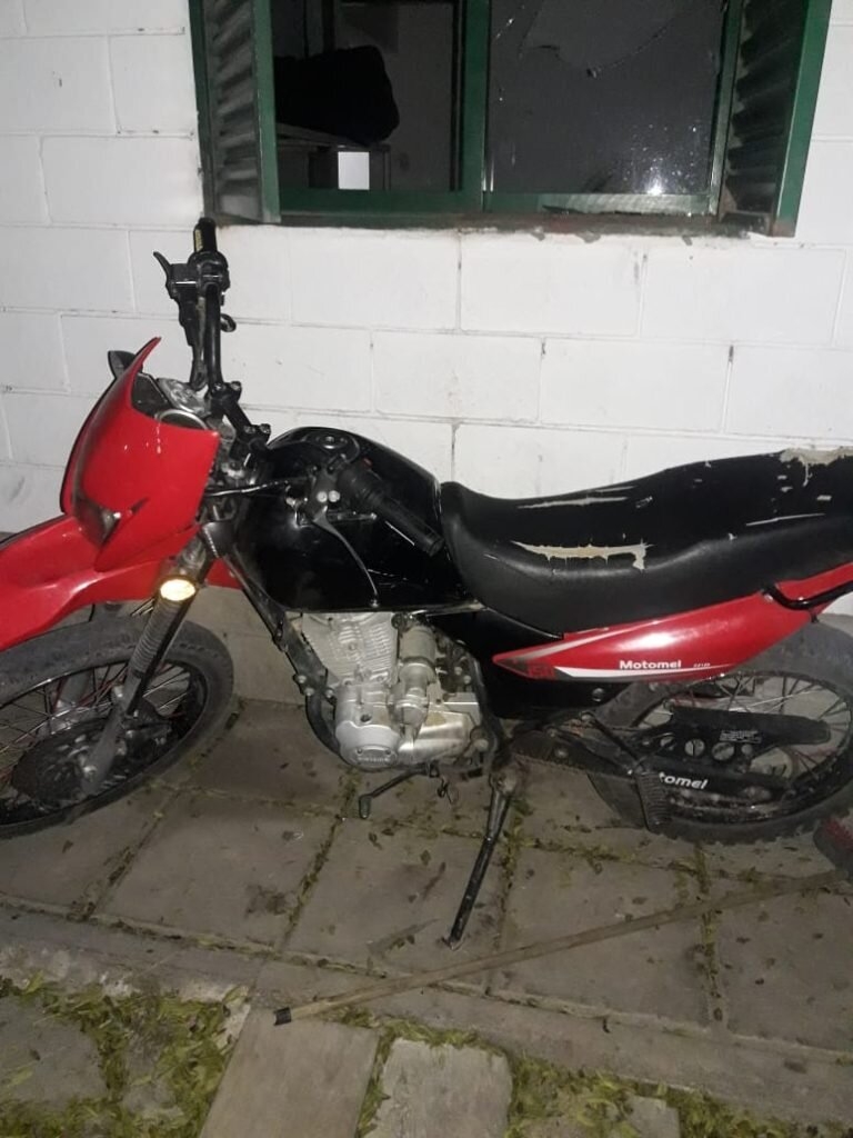 MOTO.jpg