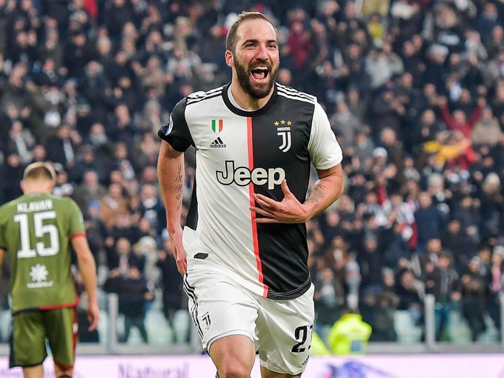 gonzalo-higuain-gol-juventus-vs-cagliari-2020-getty_crop1589640295770.jpg_1902800913.jpg