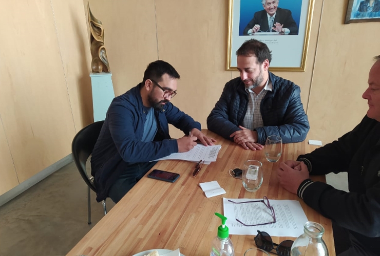 firma (1).jpg