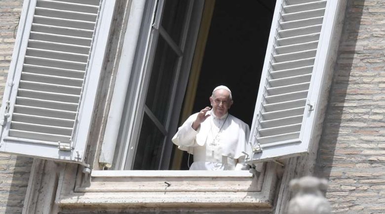 PapaFrancisco_Regina_Coeli_10mayo2020_VaticanMedia.jpg