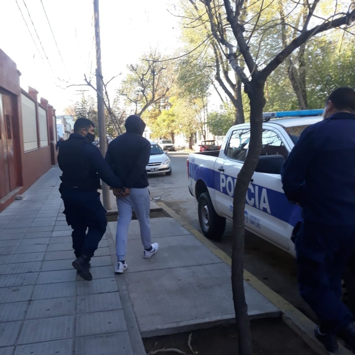 detenidos.jpg