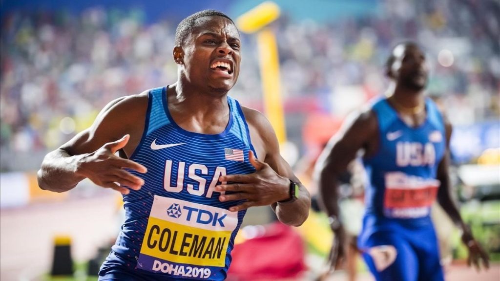 christian-coleman-euforico-tras-cruzar-meta-los-100-metros-por-delante-justin-gatlin-1569701386306.jpg