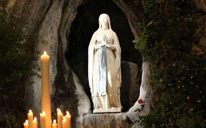VirgenDeLourdes_EliseHArris_16072020.jpg