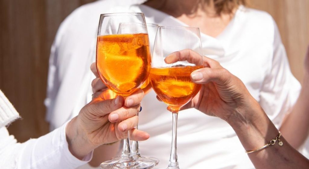 brindis_pixabay_1594901731.jpg