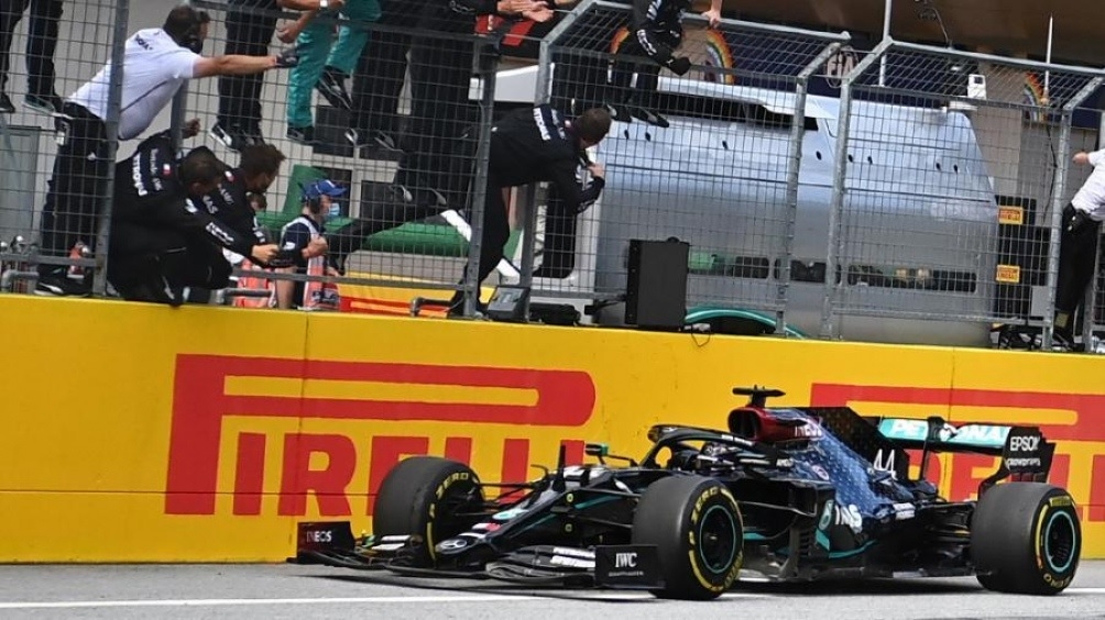 hamilton1.jpg