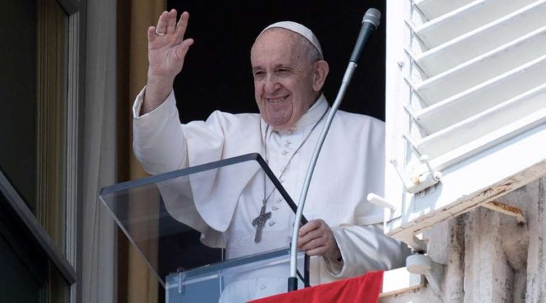 PapaFrancisco_Angelus_082020_VaticanMedia.jpg