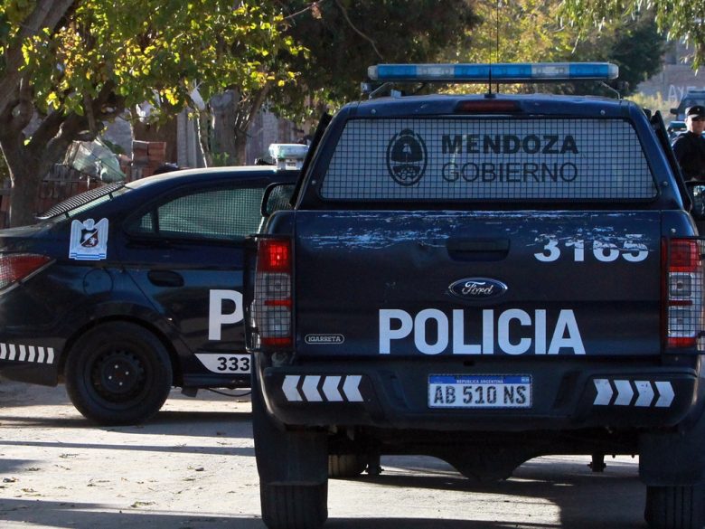 1596129013576policía-móvil.jpg