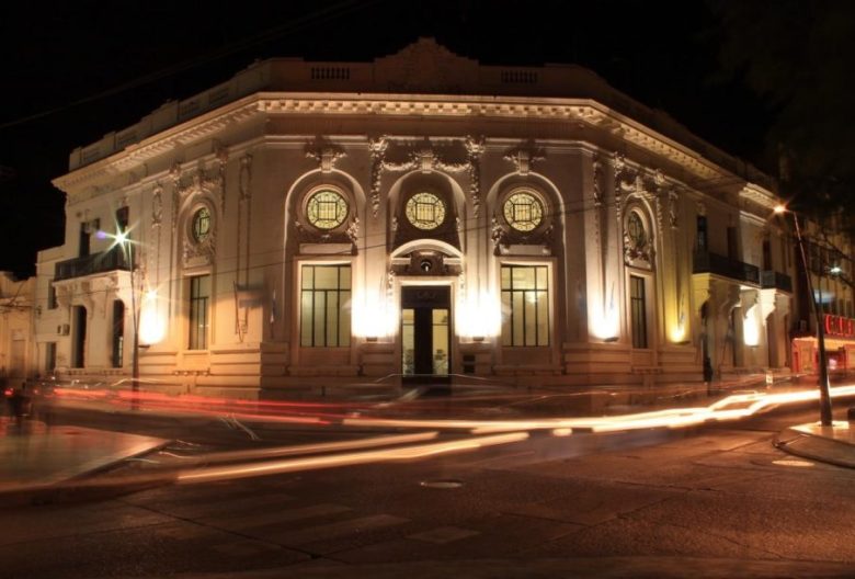 Frente-municipal-905x613.jpg