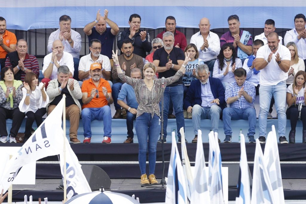 3c07d888-959b-40c4-8edb-30868f2b1bb2.jpg