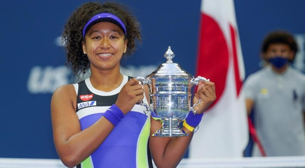 naomi tenis.jpg
