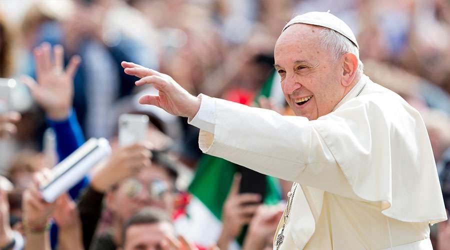 PapaFranciscoFratelliTutti_031020.jpg