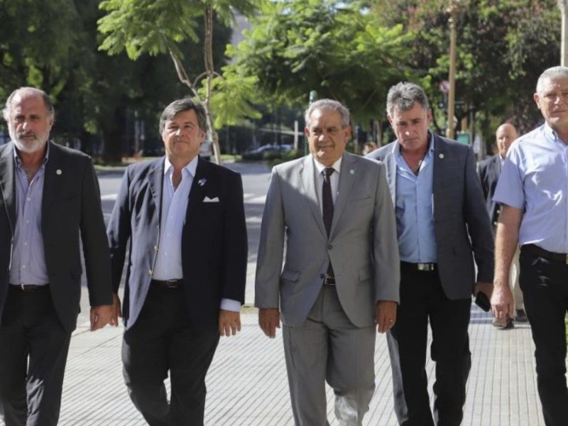 mesa_de_enlace_forros.jpg_1402874324.jpg