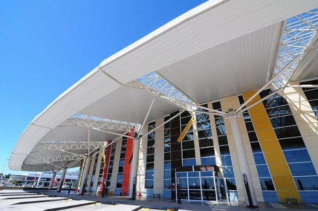 La-Terminal-ya-se-prepara-para-recibir-pasejoros-de-otras-Provincias.-630x419.jpg