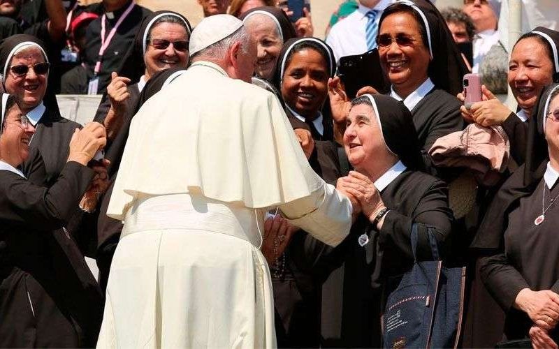 PapaFrancisco_religiosas_DanielIbanez_ACIPrensa_131118.jpg