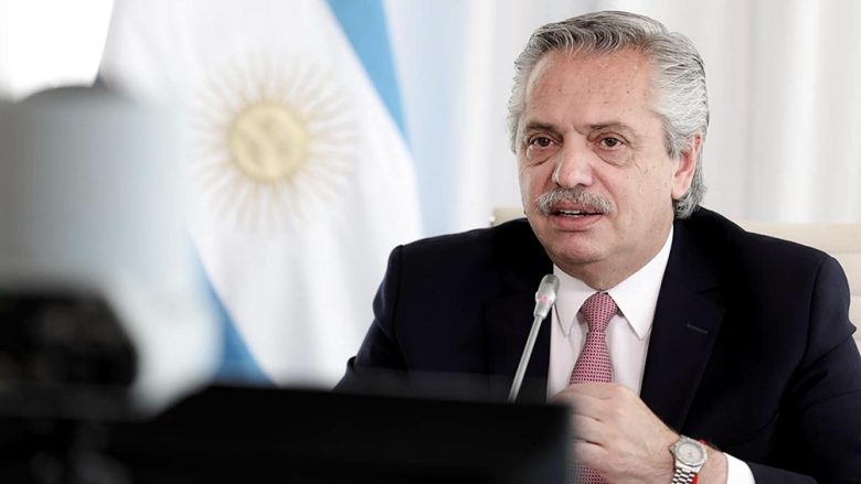 alberto fernandez tapa.jpg