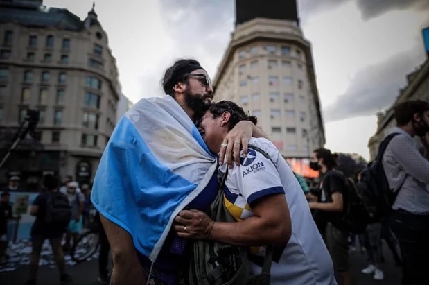 DESPEDIDADEMARADONA.jpg