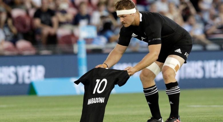 aññ blacks maradona.jpg