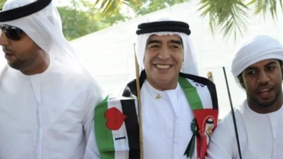 abrieron-un-container-de-diego-maradona-que-contiene-sus-tesoros-maxs-preciados-_1_crop1607652747993.jpeg_1734428432.jpg