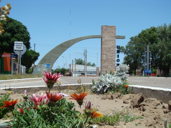 Arco_de_entrada_union_san_luis (1).jpg