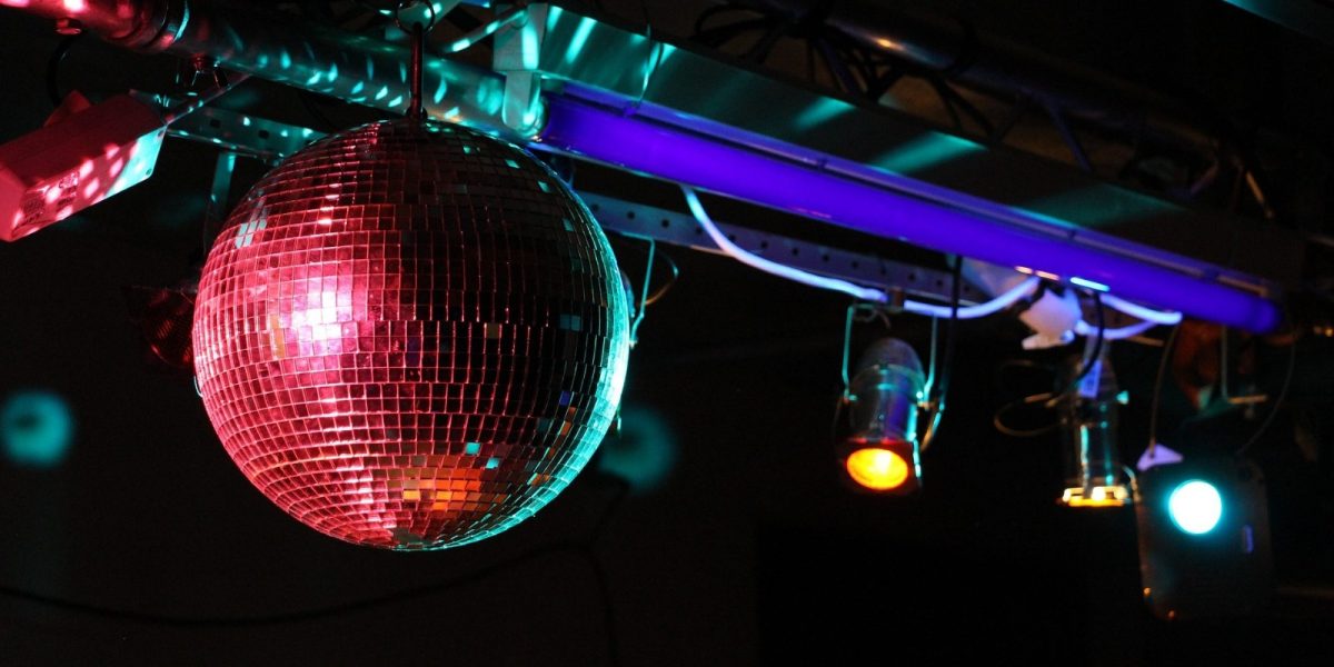 disco-1069203_1920-e1587100300101.jpg