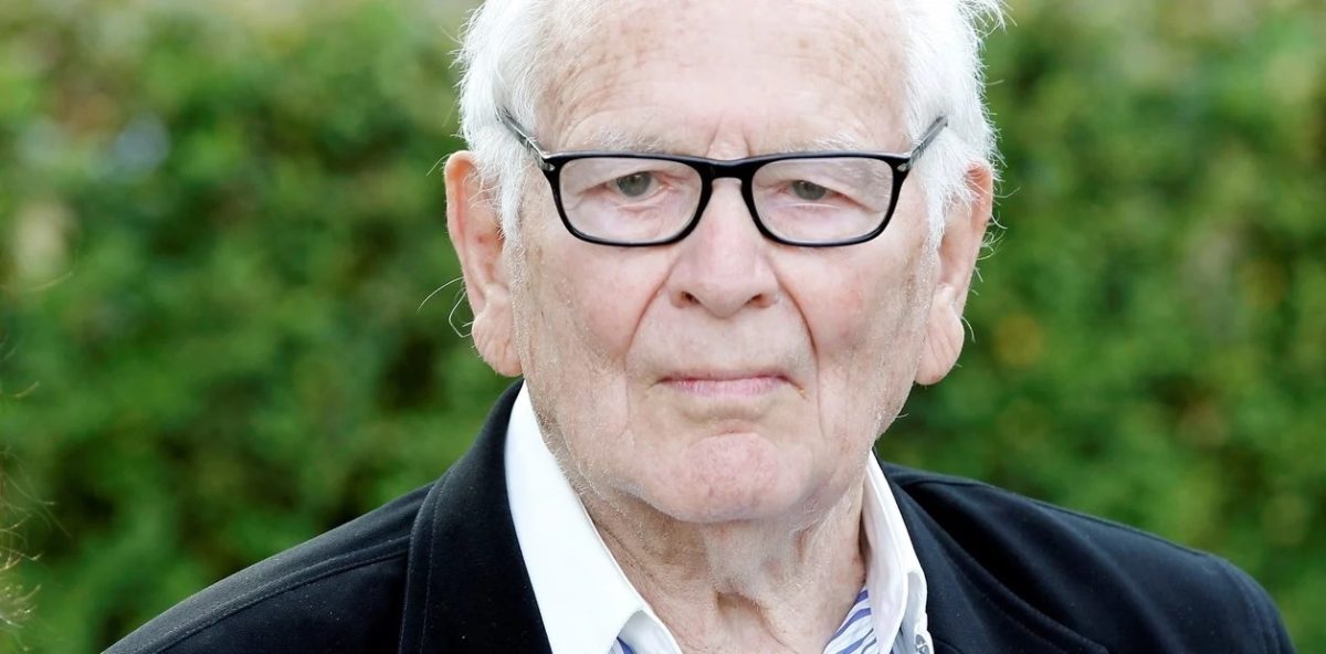MURIÓPIERRECARDIN.jpg