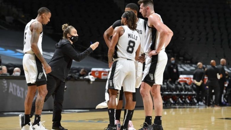 becky-hammon-san-antonio-spurs_862x485.jpg