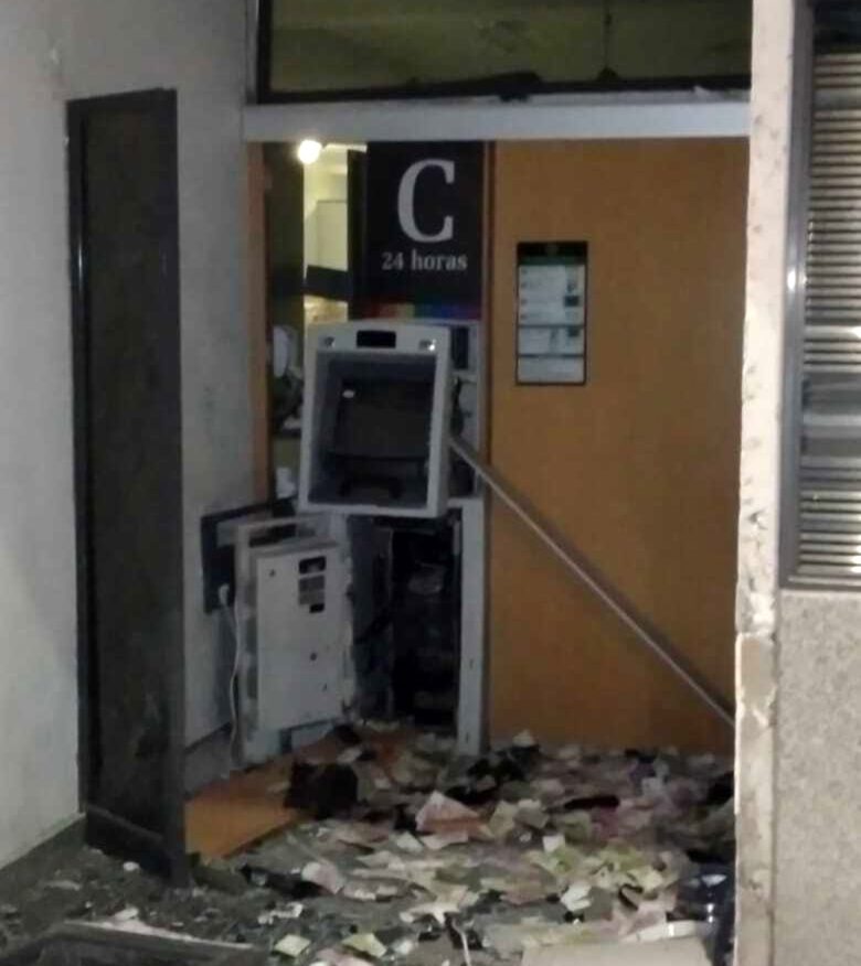 cajero.jpg