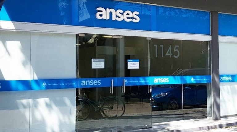 ansescréditos.jpg