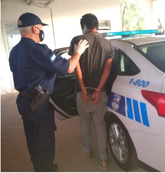 detenido.JPG