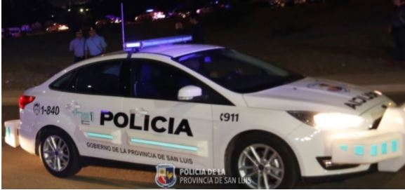 policia san luis.JPG