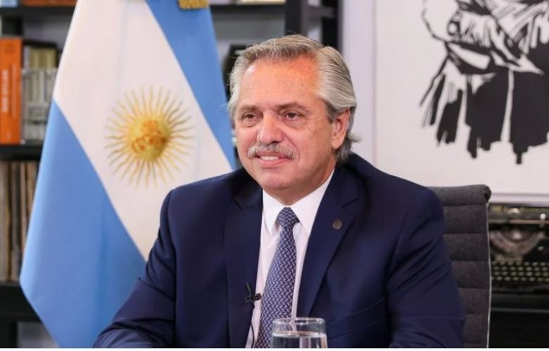 alberto fernandez ok ok.JPG