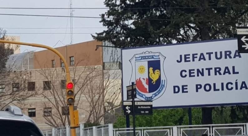 JEFATURA DE POLICÍA.jpg