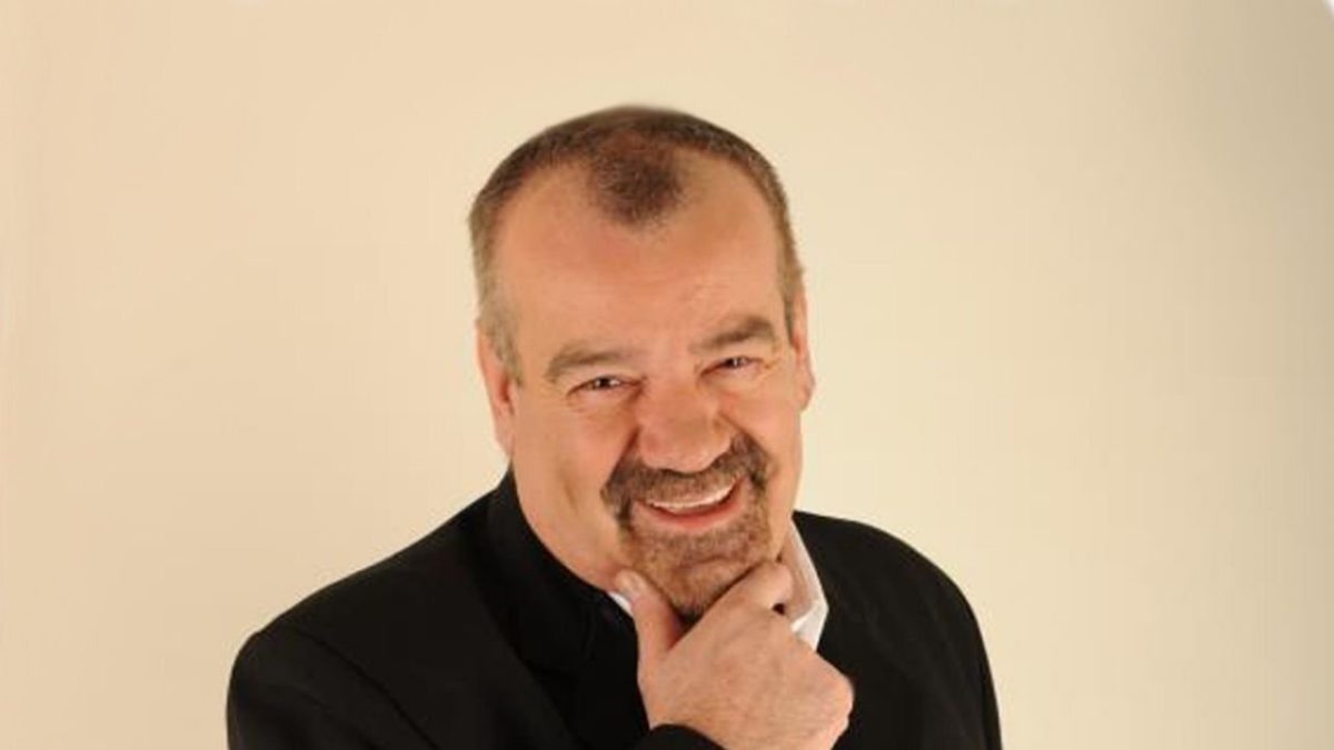 carlos sanchez.jpg