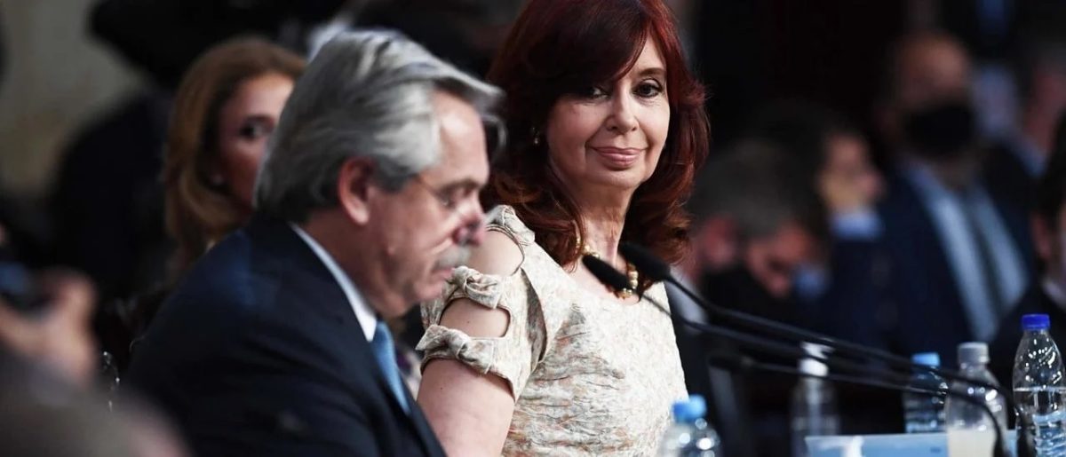 DEMANDAAMACRI.jpg