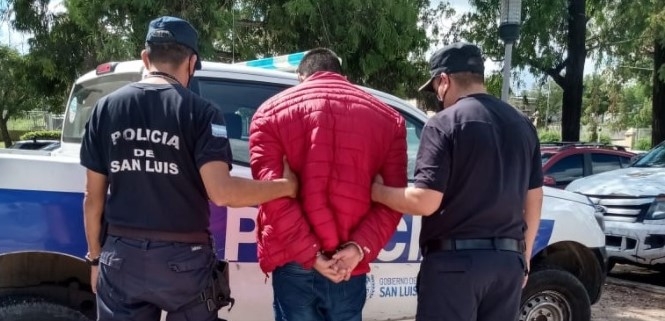 trasladadoalacomisaria.jpg