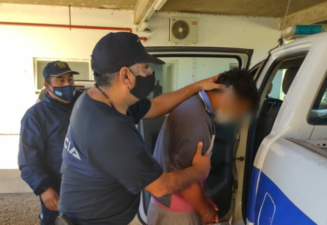 DETENIDO.JPG