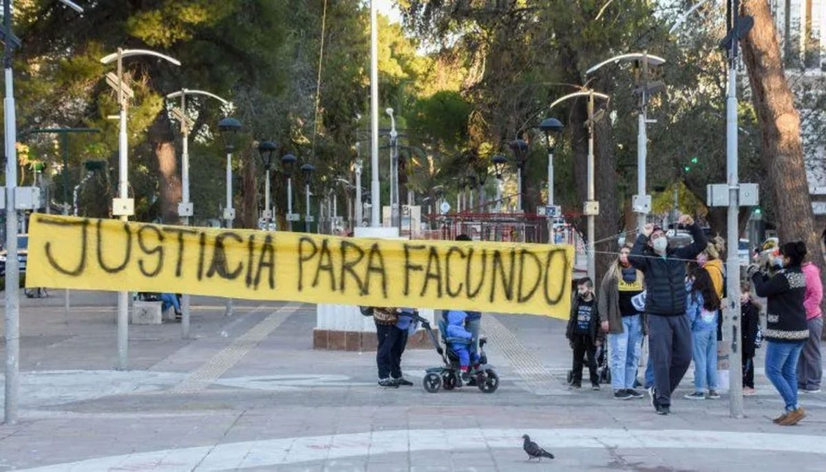 PALIZA FACUNDO NEUQUÉN.jpg