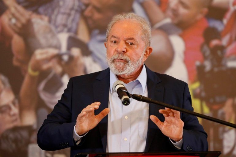 el-expresidente-brasileno-luiz-inacio-lula-da-silva-habla-la-sede-del-sindicato-trabajadores-metalurgicos-sao-bernardo-do-campo-estado-sao-paulo-brasi