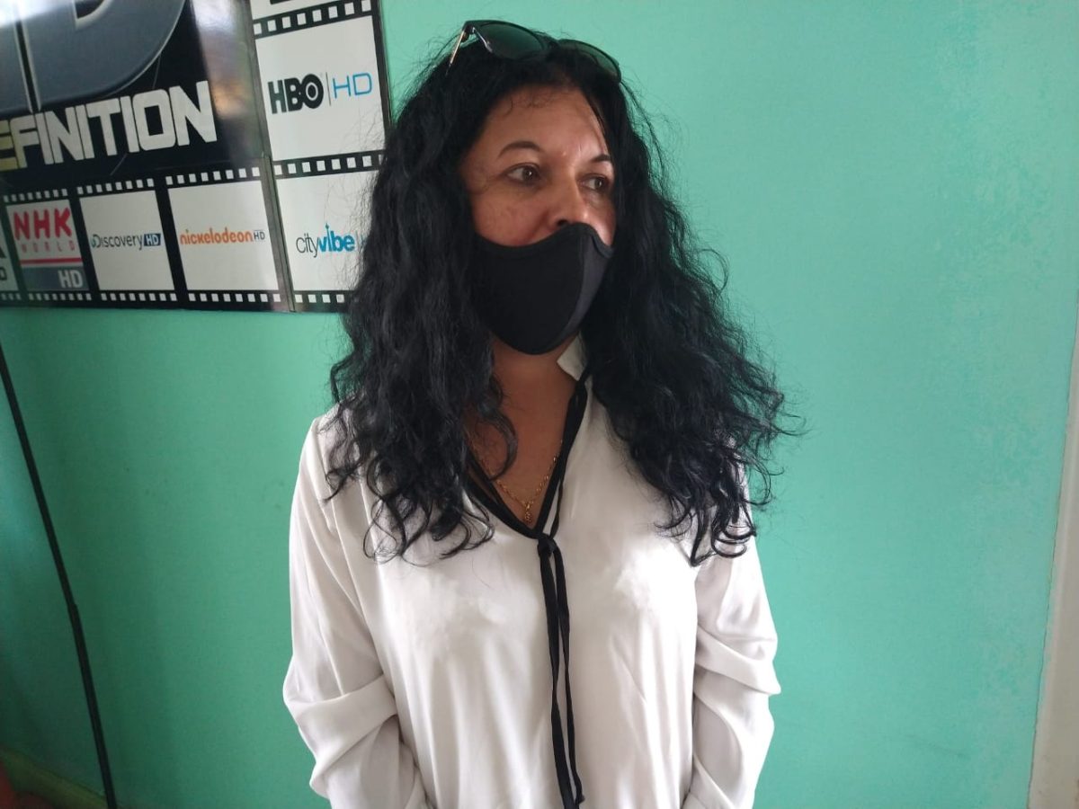 elizabeth díaz.jpg